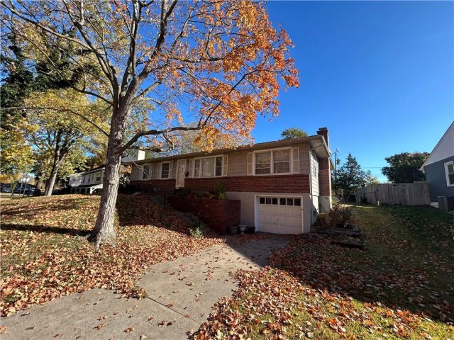 Homes for Sale in North Kansas City, MO 64116 | 3335 N chippewa Drive