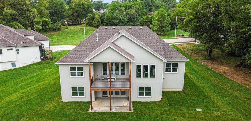 Homes for Sale in Kansas City, MO 64151 | 7007 N Kirkwood Avenue