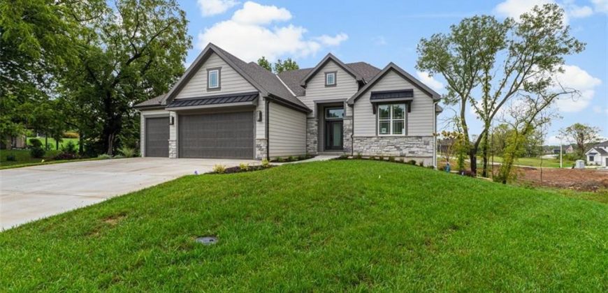 Homes for Sale in Kansas City, MO 64151 | 7007 N Kirkwood Avenue