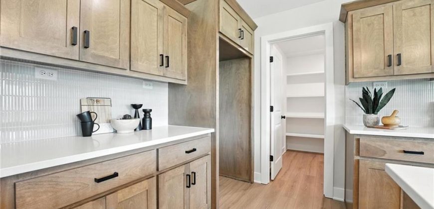 Homes for Sale in Kansas City, MO 64165 | 1218 NE 122nd Street