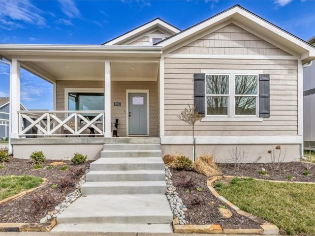 Homes for Sale in Kansas City, MO 64158 | 8804 NE 81st Terrace