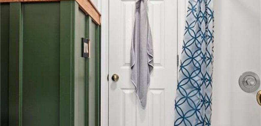 Homes for Sale in Liberty, MO 64068 | 1408  Telford Drive