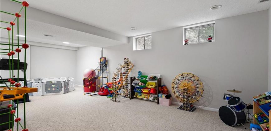 Homes for Sale in Liberty, MO 64068 | 1408  Telford Drive