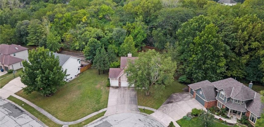 Homes for Sale in Liberty, MO 64068 | 1408  Telford Drive