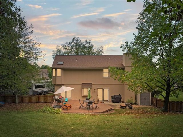 Homes for Sale in Liberty, MO 64068 | 1408  Telford Drive