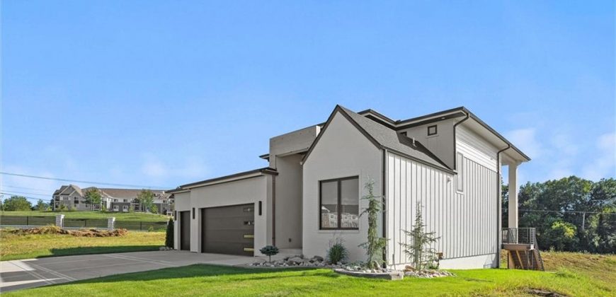 Homes for Sale in Kansas City, MO 64154 | 2707 NW 84th Terrace