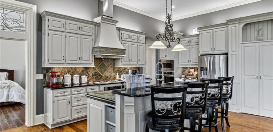 Homes for Sale in Kansas City, MO 64154 | 10515 N Dalton Avenue