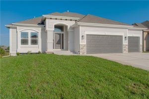 9808-N-Laurel-Avenue-mls-2572284-image-1