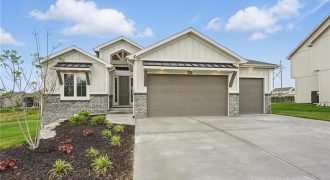 Homes for Sale in Kansas City, MO 64155 | 1320 NW 106th Terrace