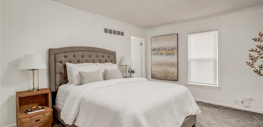 Homes for Sale in Liberty, MO 64068 | 463 E Mill Street