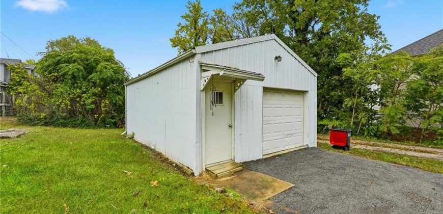 Homes for Sale in Excelsior Springs, MO 64024 | 821  St Louis Avenue