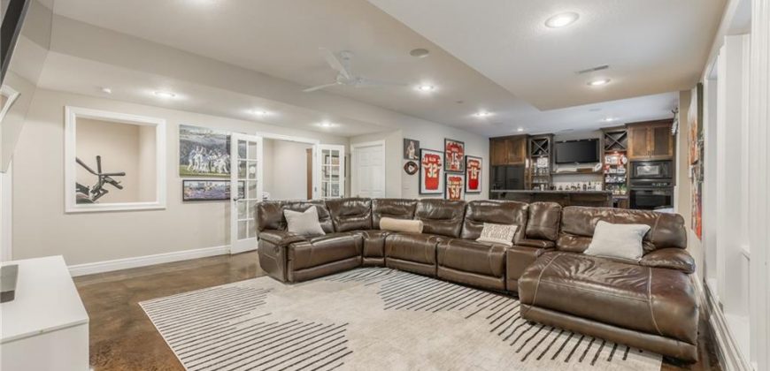 Homes for Sale in Kansas City, MO 64116 | 4319 N Hickory Lane