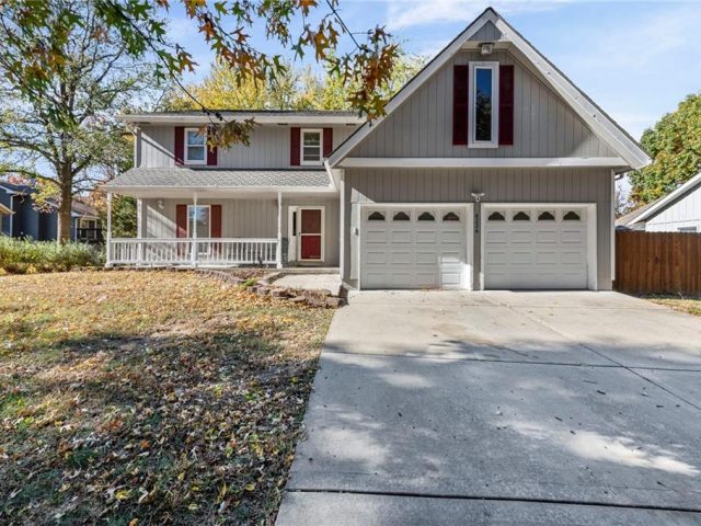 Homes for Sale in Kansas City, MO 64118 | 8224 N Forest Avenue