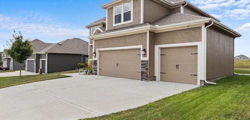 Homes for Sale in Kansas City, MO 64156 | 11016 N Crystal Avenue