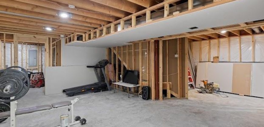 Homes for Sale in Kansas City, MO 64156 | 11016 N Crystal Avenue