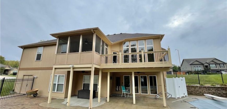 Homes for Sale in Kansas City, MO 64053 | 8636 N Utica Avenue