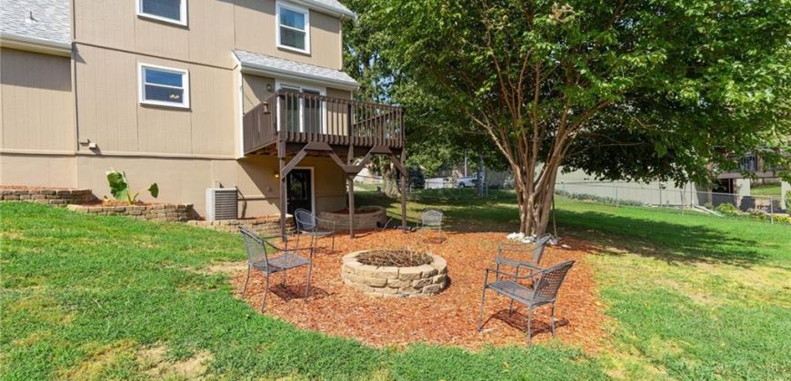 Homes for Sale in Kansas City, MO 64151 | 5521 N Mayview Avenue