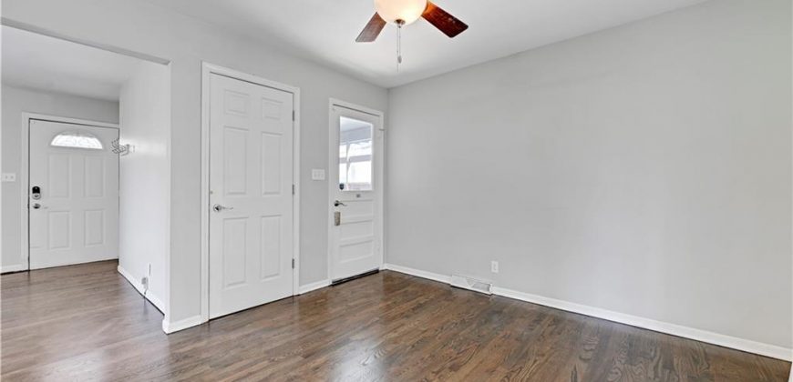 Homes for Sale in Kansas City, MO 64116 | 657 NE Russell Road