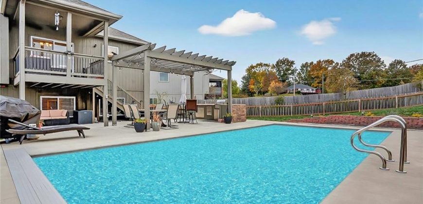 Homes for Sale in Smithville, MO 64089 | 1402 NE 182nd Street