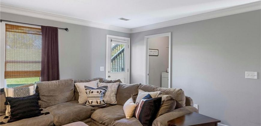 Homes for Sale in Liberty, MO 64068 | 978  Sherman Drive