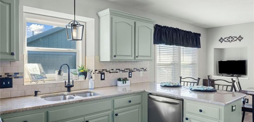 Homes for Sale in Liberty, MO 64068 | 978  Sherman Drive