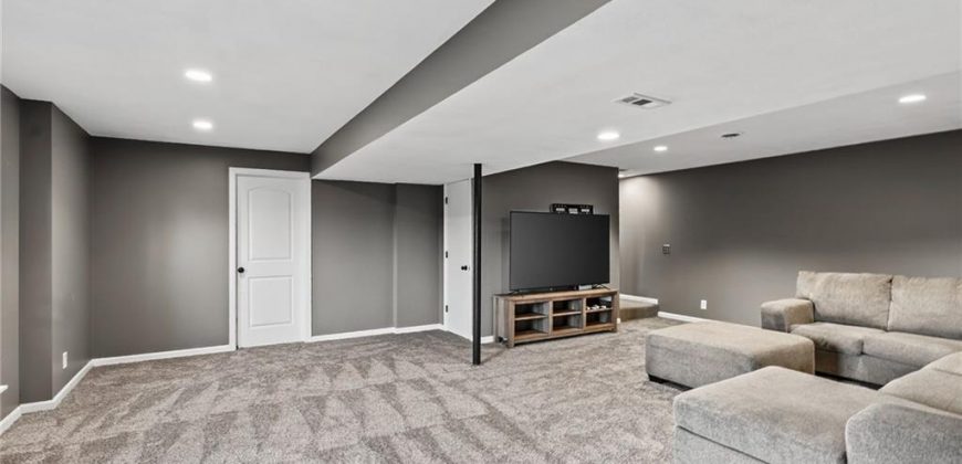 Homes for Sale in Kearney, MO 64060 | 800 E 14th Street