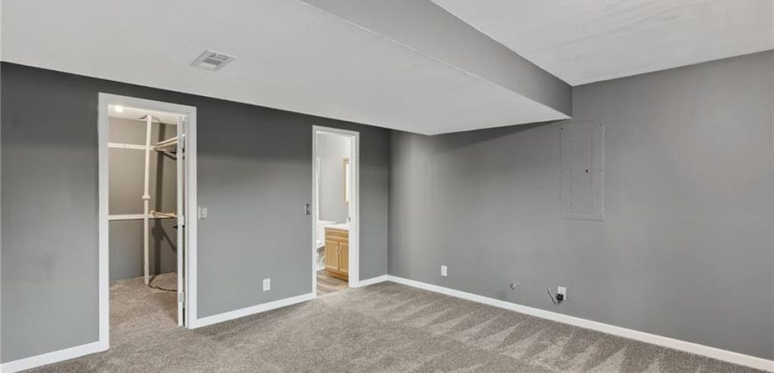 Homes for Sale in Kearney, MO 64060 | 800 E 14th Street