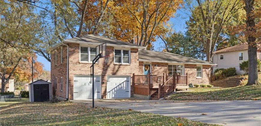 Homes for Sale in Kansas City, MO 64151 | 6205 NW KAREN Road