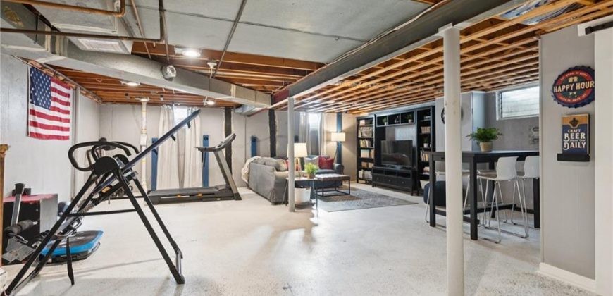 Homes for Sale in Kansas City, MO 64151 | 6205 NW KAREN Road