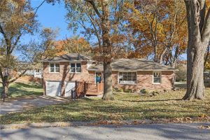 6205-NW-KAREN-Road-mls-2585294-image-1