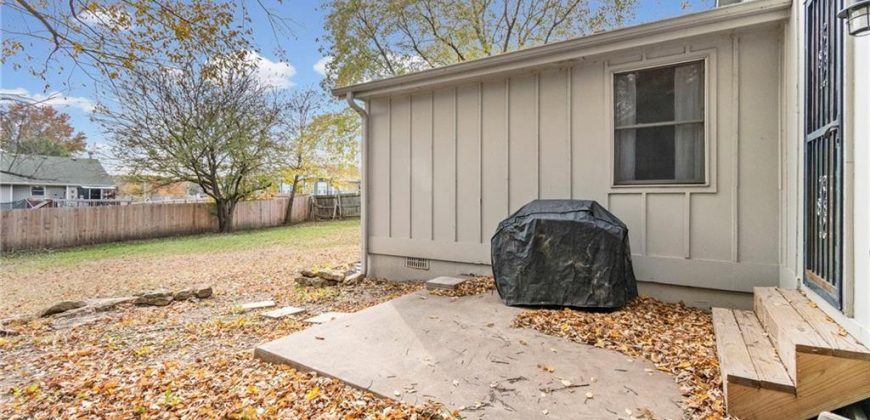 Homes for Sale in Kansas City, MO 64155 | 401 NE 88th Street