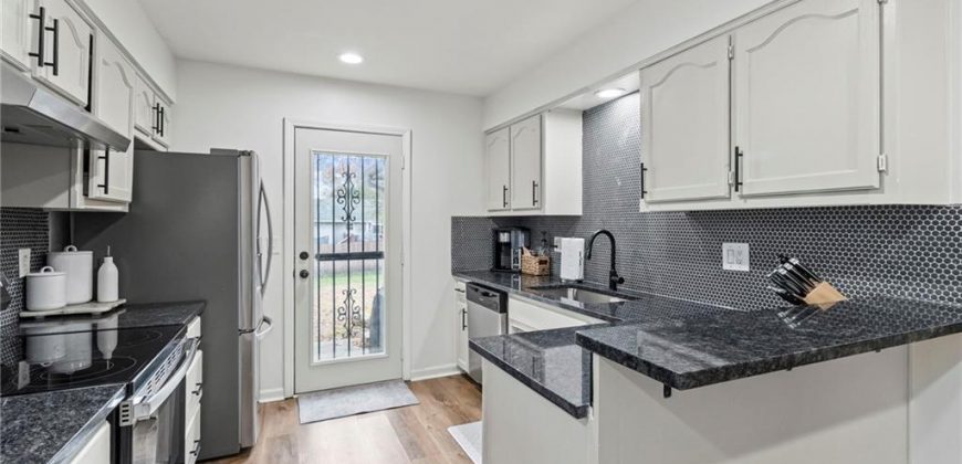 Homes for Sale in Kansas City, MO 64155 | 401 NE 88th Street