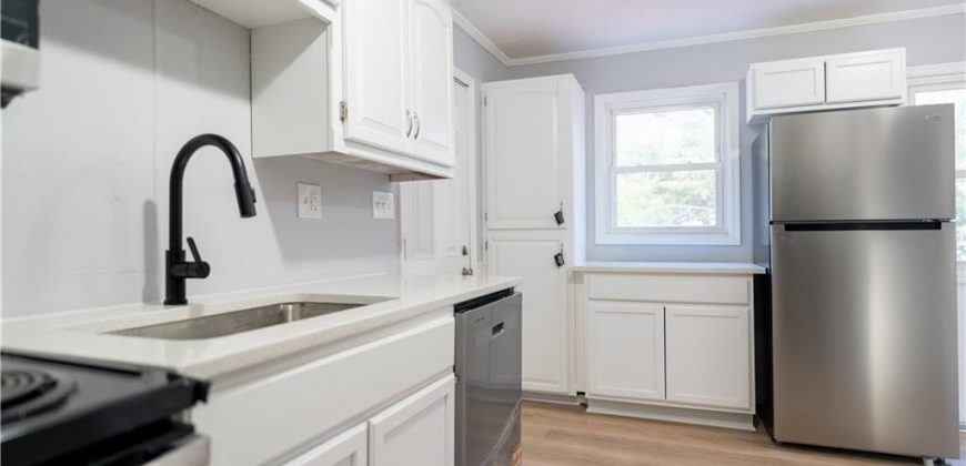 Homes for Sale in Liberty, MO 64068 | 400 N Morse Avenue