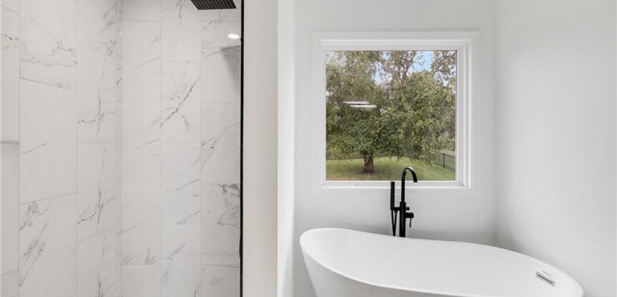 Homes for Sale in Platte City, MO 64079 | 13420  Timber Park Drive