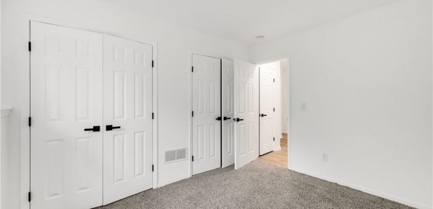 Homes for Sale in Platte City, MO 64079 | 13420  Timber Park Drive