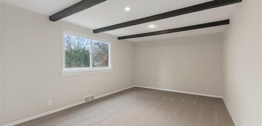 Homes for Sale in Kansas City, MO 64118 | 837 NW 69th Street