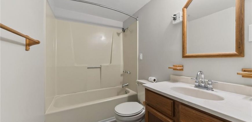 Homes for Sale in Kansas City, MO 64118 | 837 NW 69th Street