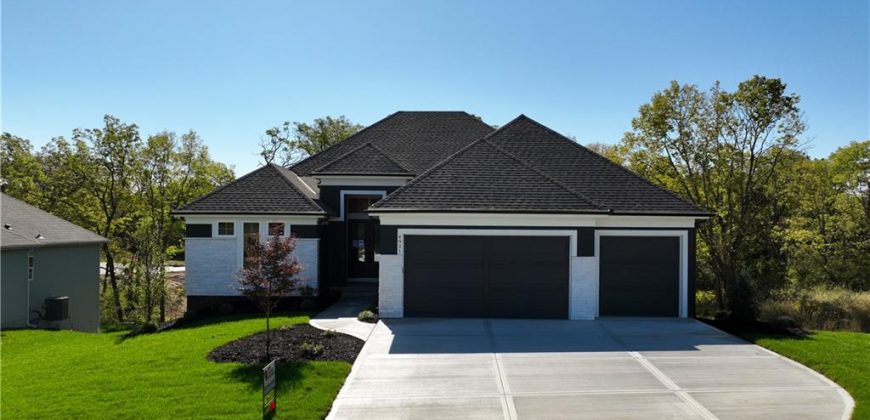 Homes for Sale in Kansas City, MO 64151 | 4921 NW 70th Terrace