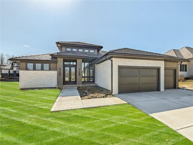 Homes for Sale in Kansas City, MO 64151 | 6101 NW 58th Street