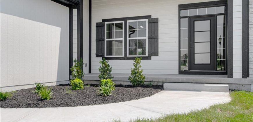 Homes for Sale in Kearney, MO 64060 | 2211  Prairie Creek Drive