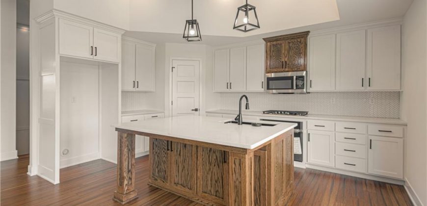 Homes for Sale in Kearney, MO 64060 | 2211  Prairie Creek Drive