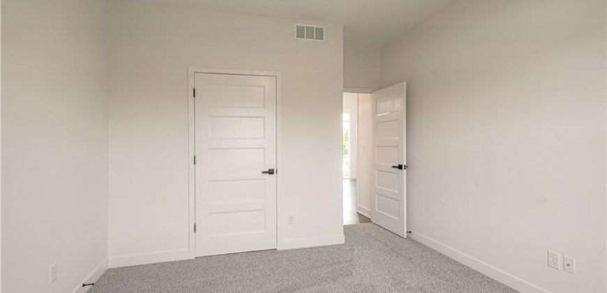 Homes for Sale in Kearney, MO 64060 | 2211  Prairie Creek Drive