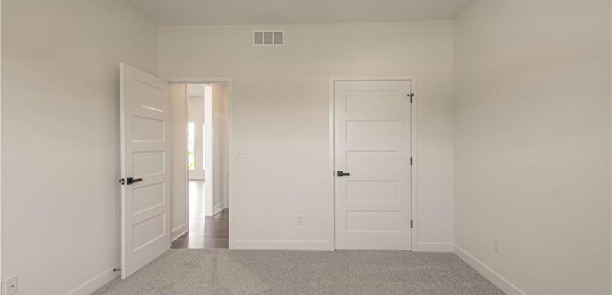 Homes for Sale in Kearney, MO 64060 | 2211  Prairie Creek Drive