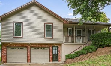 Homes for Sale in Liberty, MO 64068 | 1420  Andrea Drive