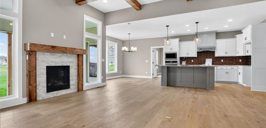 Homes for Sale in Parkville, MO 64152 | 13670 NW 71st Street