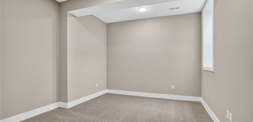 Homes for Sale in Parkville, MO 64152 | 13670 NW 71st Street