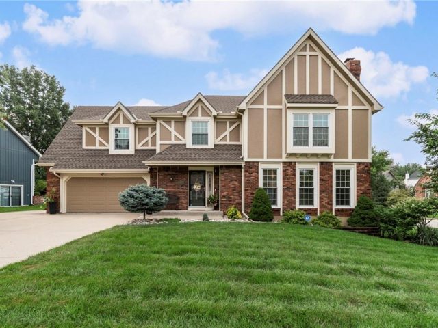 Homes for Sale in Kansas City, MO 64119 | 4301 NE 61st Court