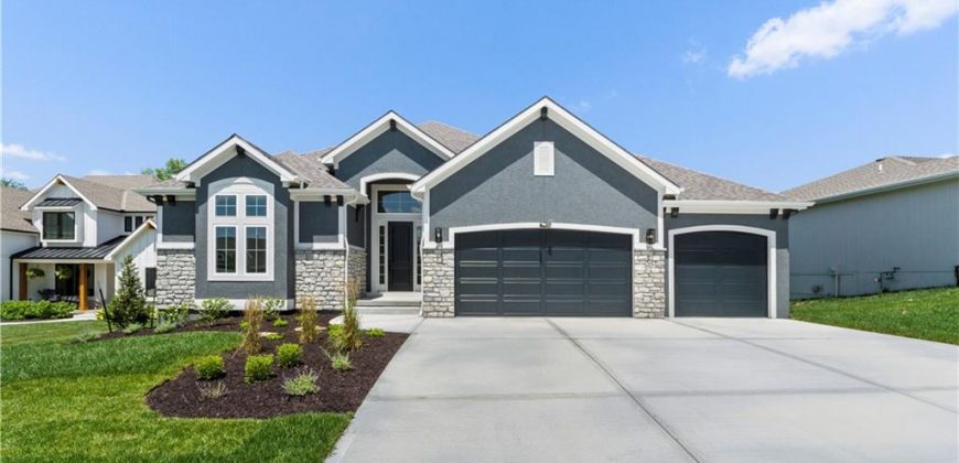 Homes for Sale in Kansas City, MO 64157 | 10332 N Potter Avenue