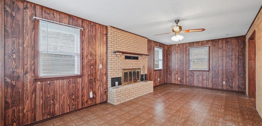 Homes for Sale in Kansas City, MO 64117 | 4200 NE Chaumiere Road