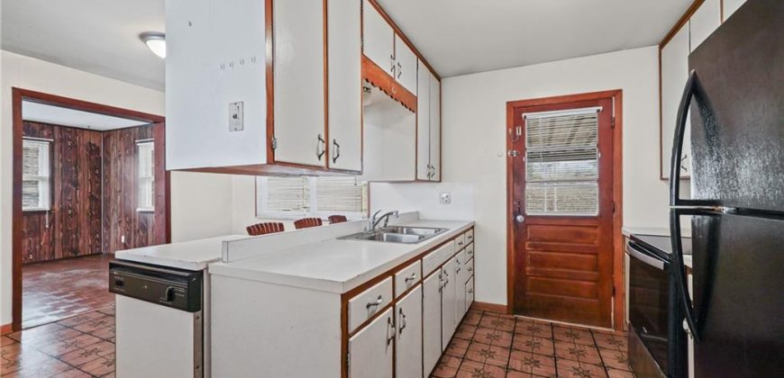 Homes for Sale in Kansas City, MO 64117 | 4200 NE Chaumiere Road